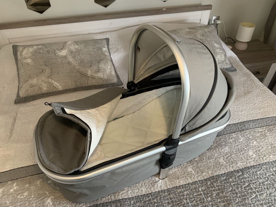 Детска количка Moon Nuova