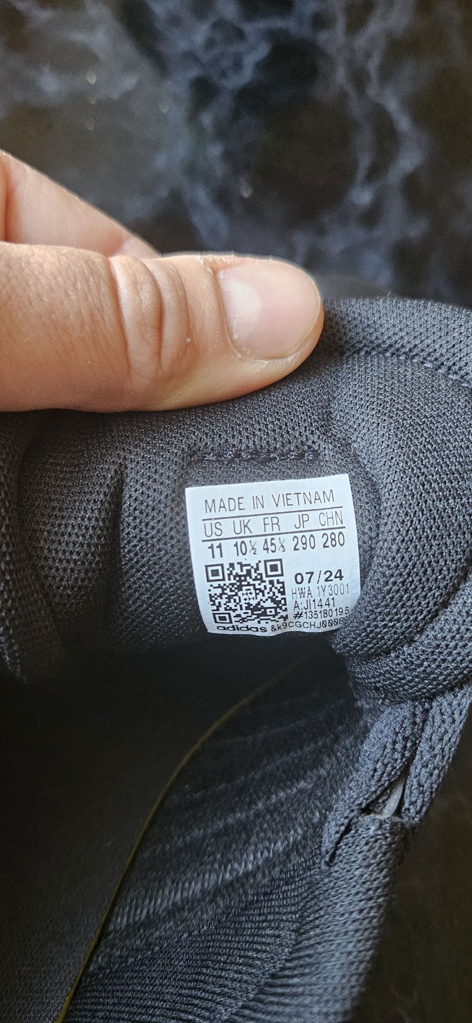 НОВИ маратонки Adidas