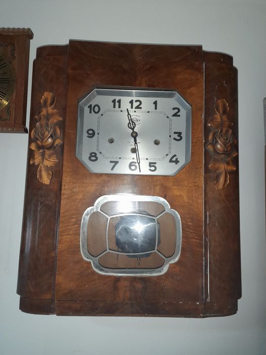 Vând ceas mecanic cu pendul
