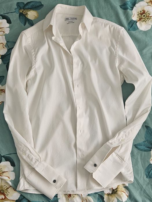 Vand camasa Zara cu butoni