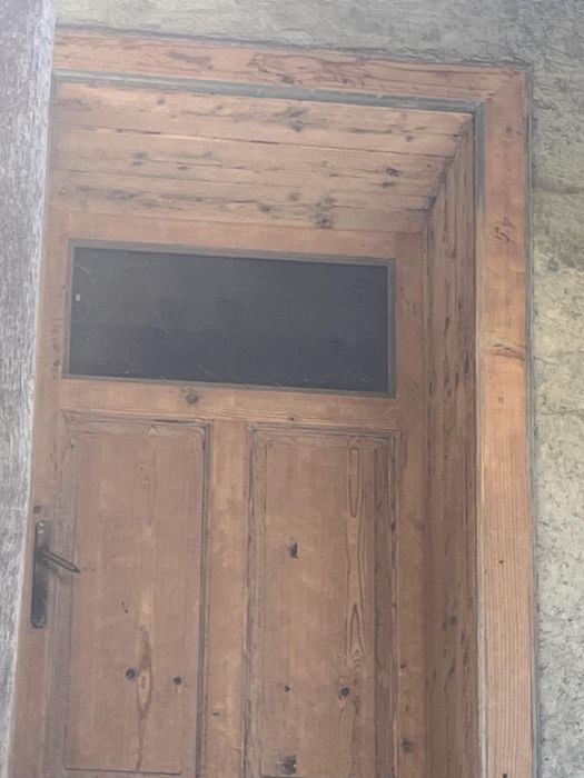 Casa sasesca de vanzare 60 km de Brasov si 20 km de Viscri  4700 mp