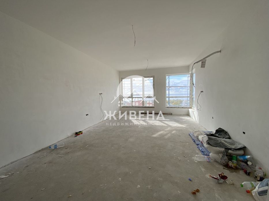 Продава се Двустаен апартамент в Варна, Бриз - 77 кв.м за 2572 €/кв.м - Снимка #3