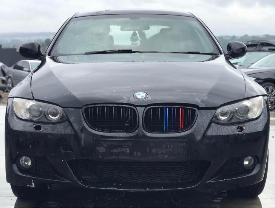 Dezmembrez BMW 320d M-Pack E92,2010 ,M PACK,Xenon,Recaro rosu Eleron