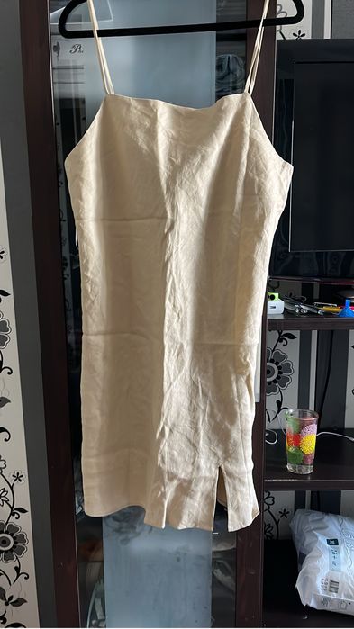 Продам нлаое платье от лайм