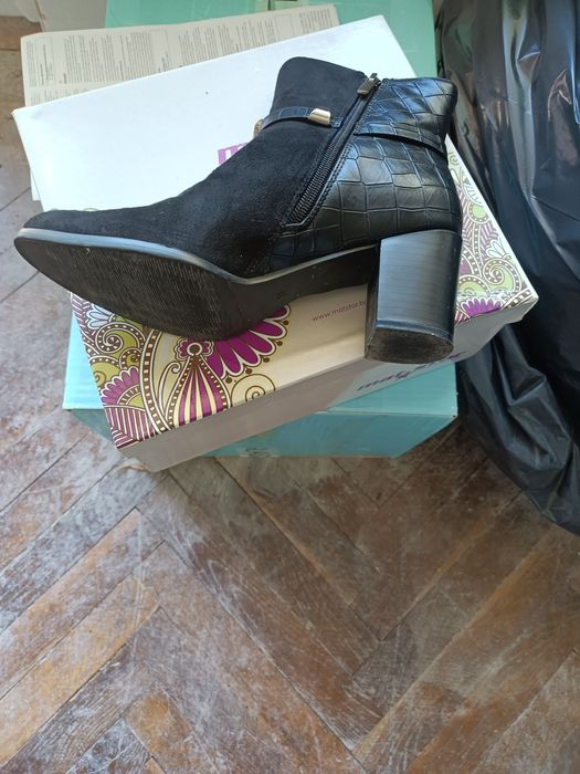 Дамски пролетно-есени боти