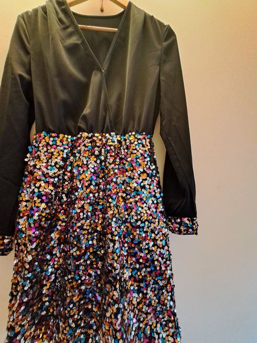 Vand rochie marimea M