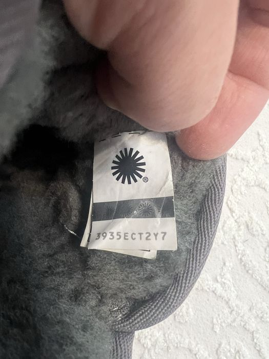 Ботуши на марка UGG