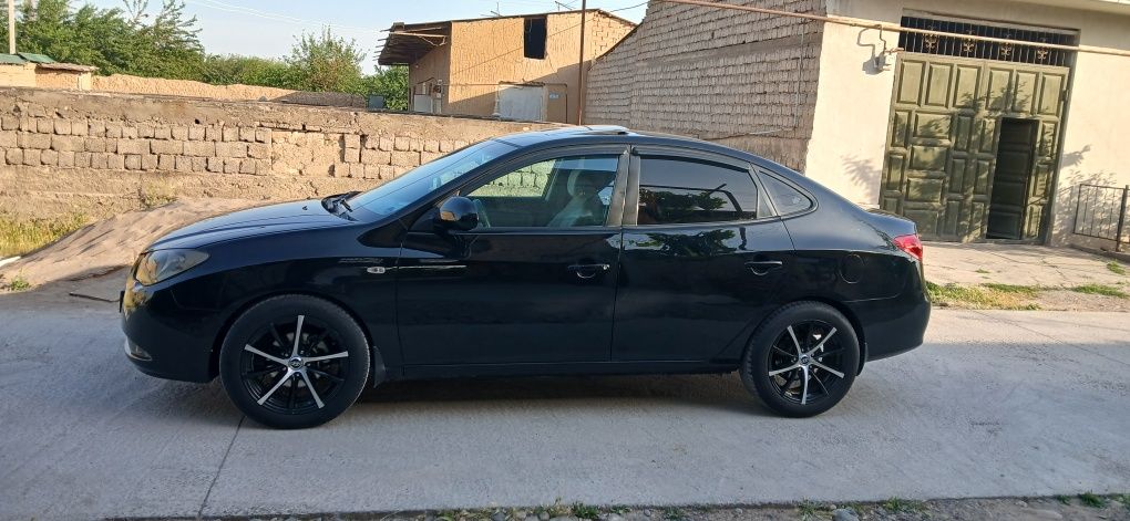 Hunday Elantra srochna prodam