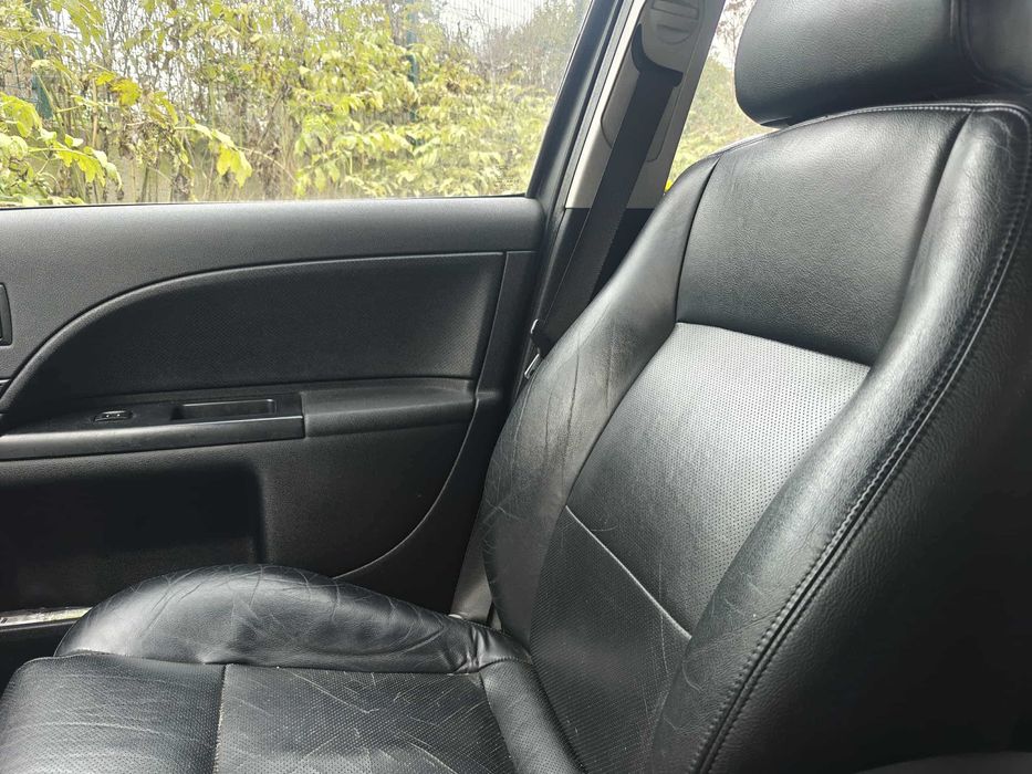 Ford Mondeo GIA 2001