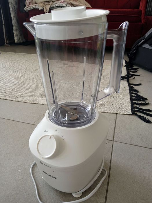 Блендер Philips HR2041 серия 3000 нов