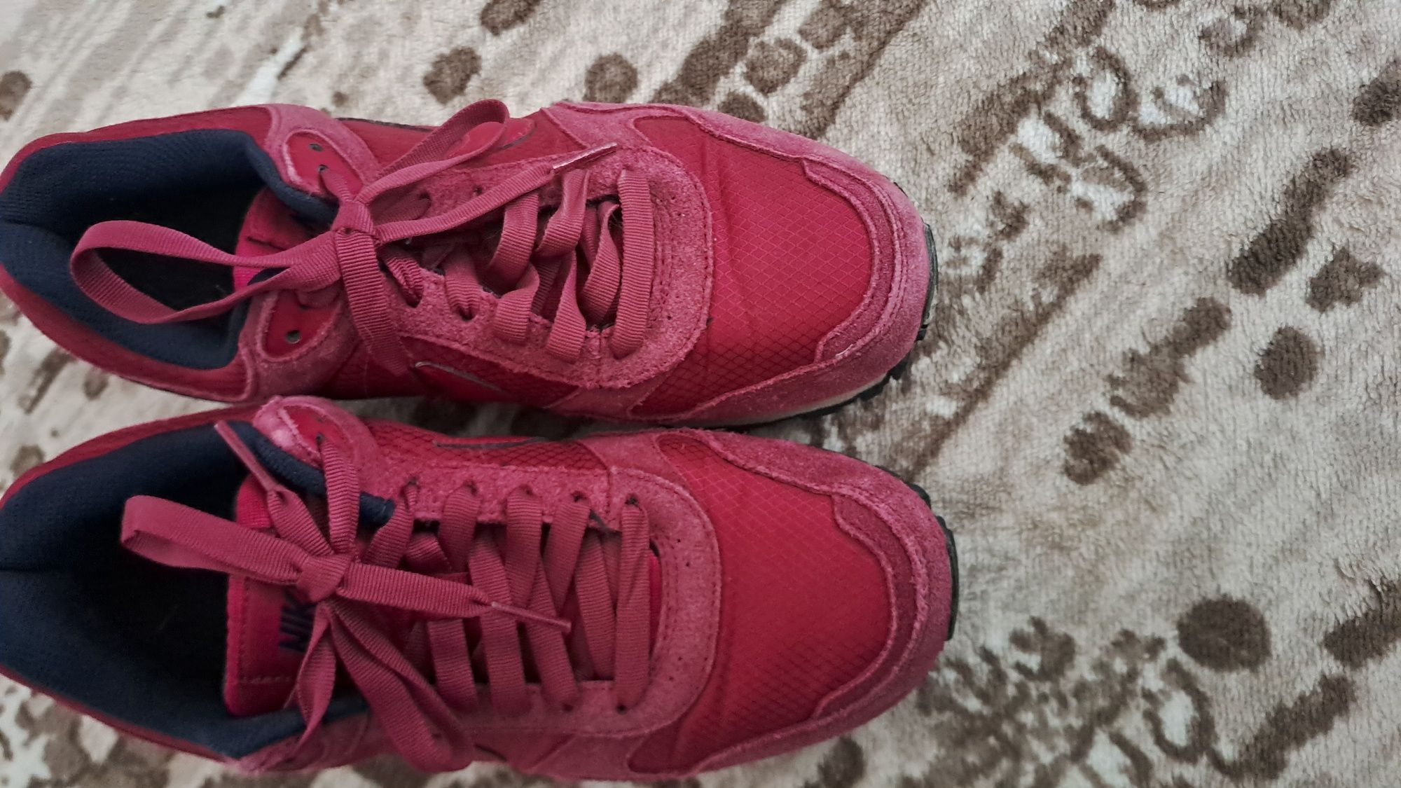 Страхотни оригинални Nike 37 1/2  номер