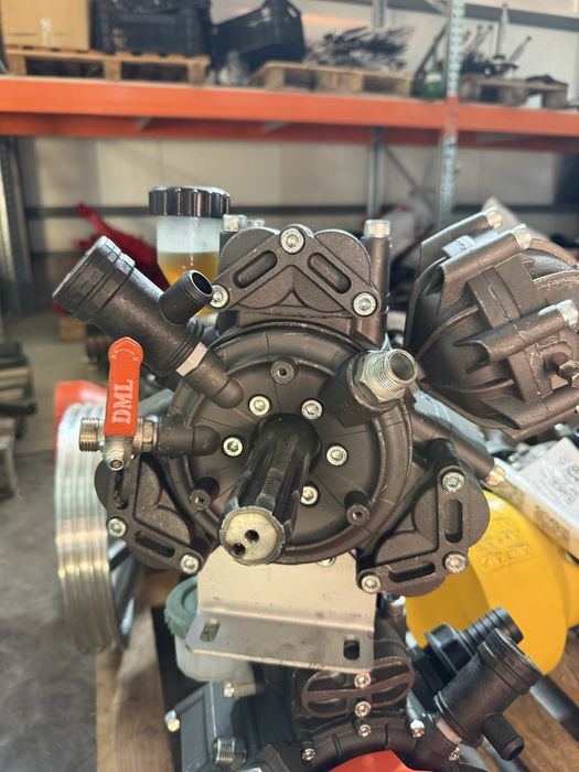 Помпа за щангова пръскачка с балон