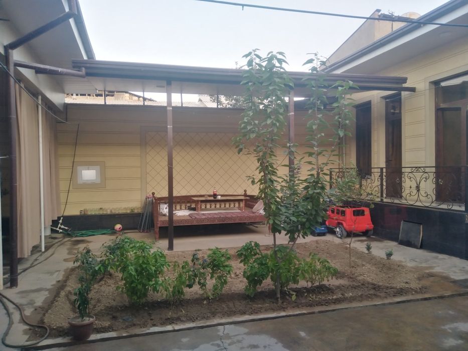 270000у.е Кора камиш 4 сотик Ер Зимля 1 лина фасат 24метир ээ