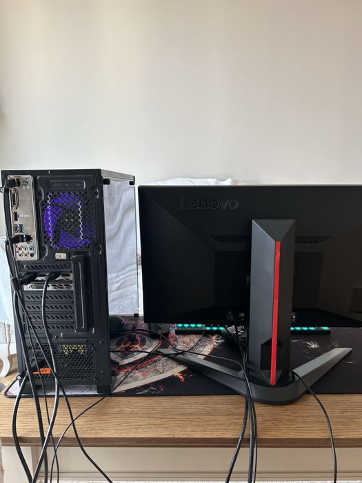 Pc Gaming + Monitor Lenovo Legion 144 hz + periferice
