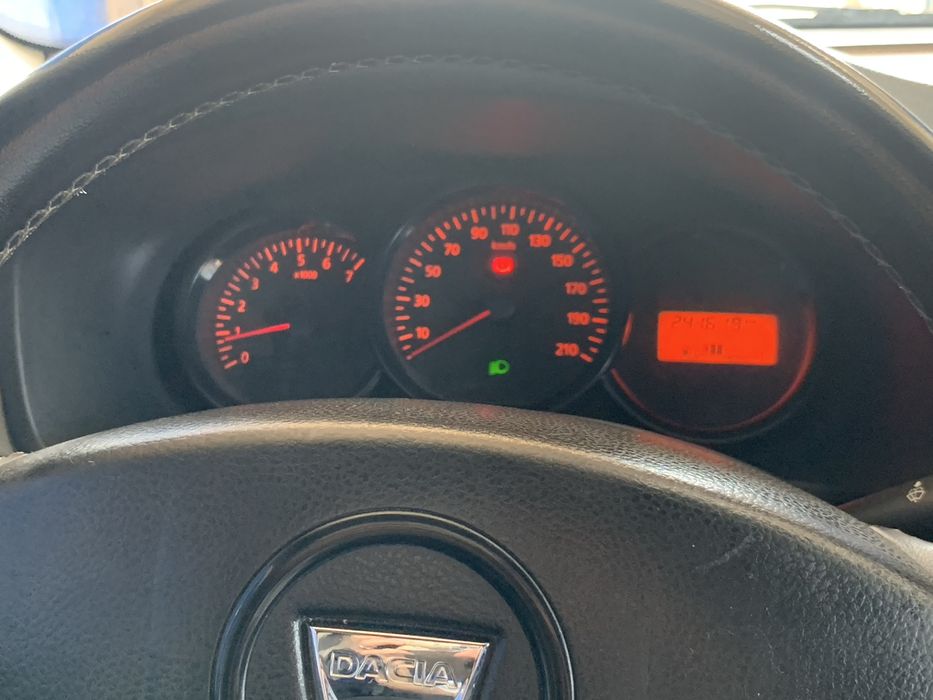 Dacia Logan 1.2 Benzină – Alb, întreținută , gata de drum!