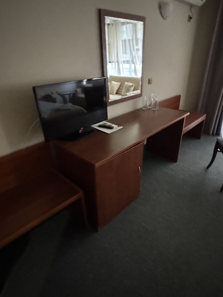 Продавам обзавеждане от хотел на символични цени