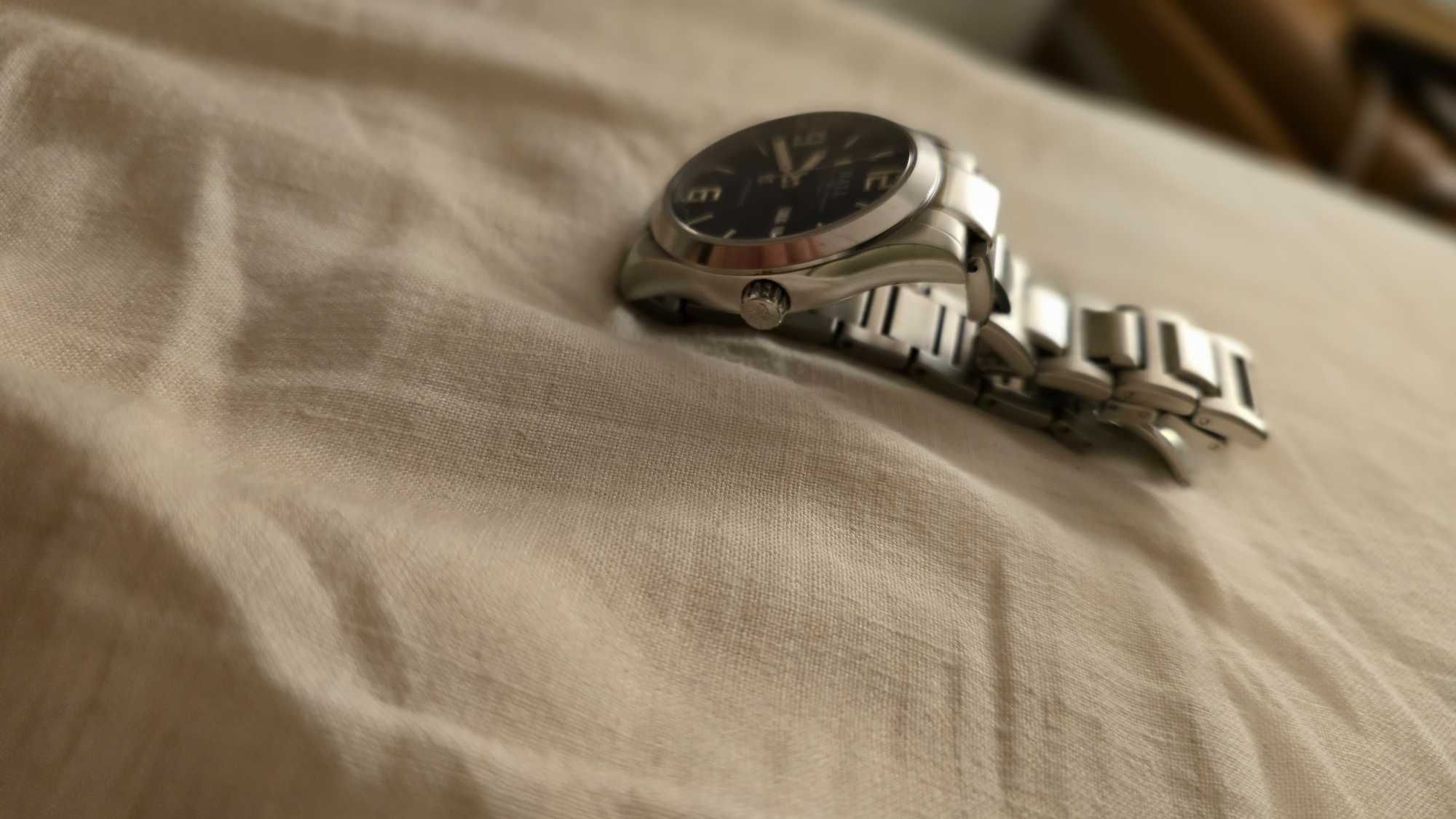 Часовник BALL ENGINEER III Legend Limited Edition