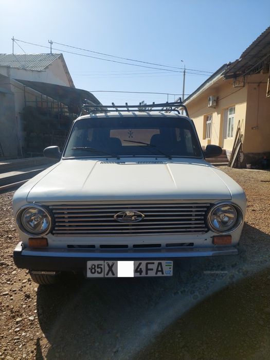 Vaz 2102, yili 1974, rangi oq, holati yaxshi, mashinani gazi bor
