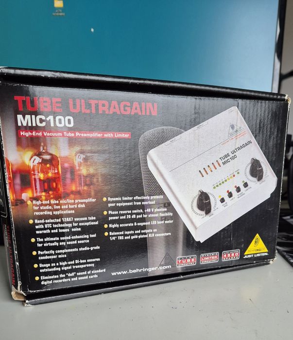 Preamplificator Microfon Behringer MIC100