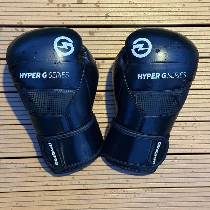 Почти все новый.