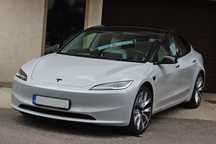 Tesla Model 3 Tesla model 3 / Dual Motor / 2024 / 498Cp / 4x4