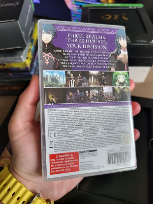 Fire Emblem Three Houses Limited Edition за Nintendo Switch