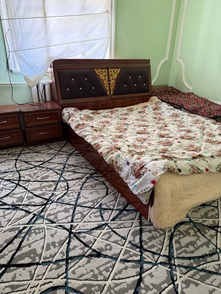Спальный гарнитур