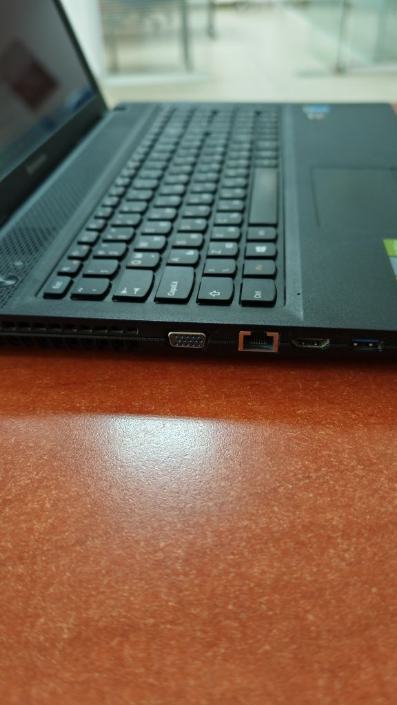 Продавам лаптоп Lenovo G510