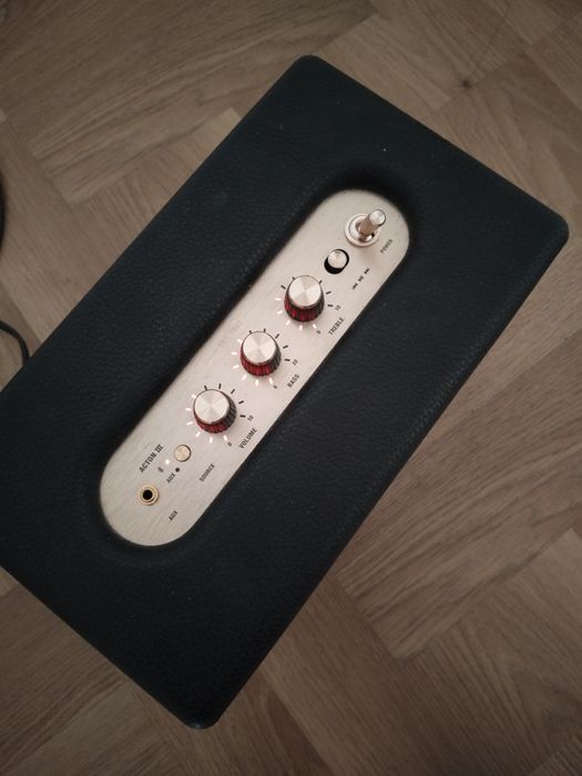 Boxa Marshall căști Marshall