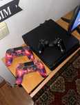 Ps4 slim - 3 joystickuri - 12 jocuri