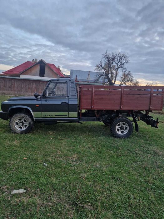 ARO 320 camioneta