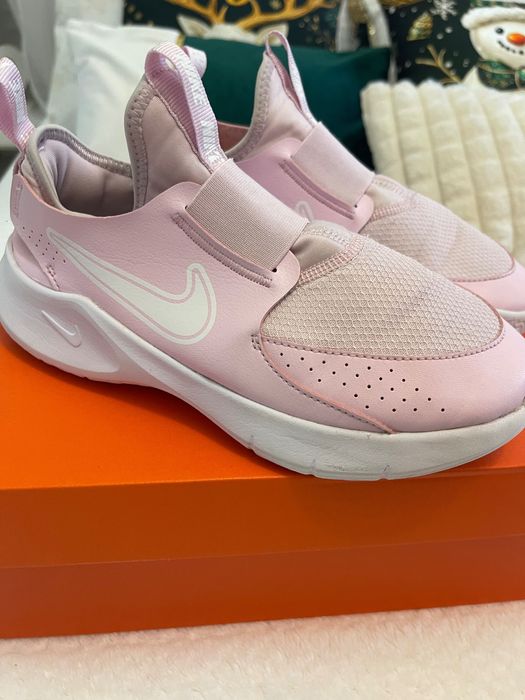 Adidasi Nike mărirea 36 în condiții f bune