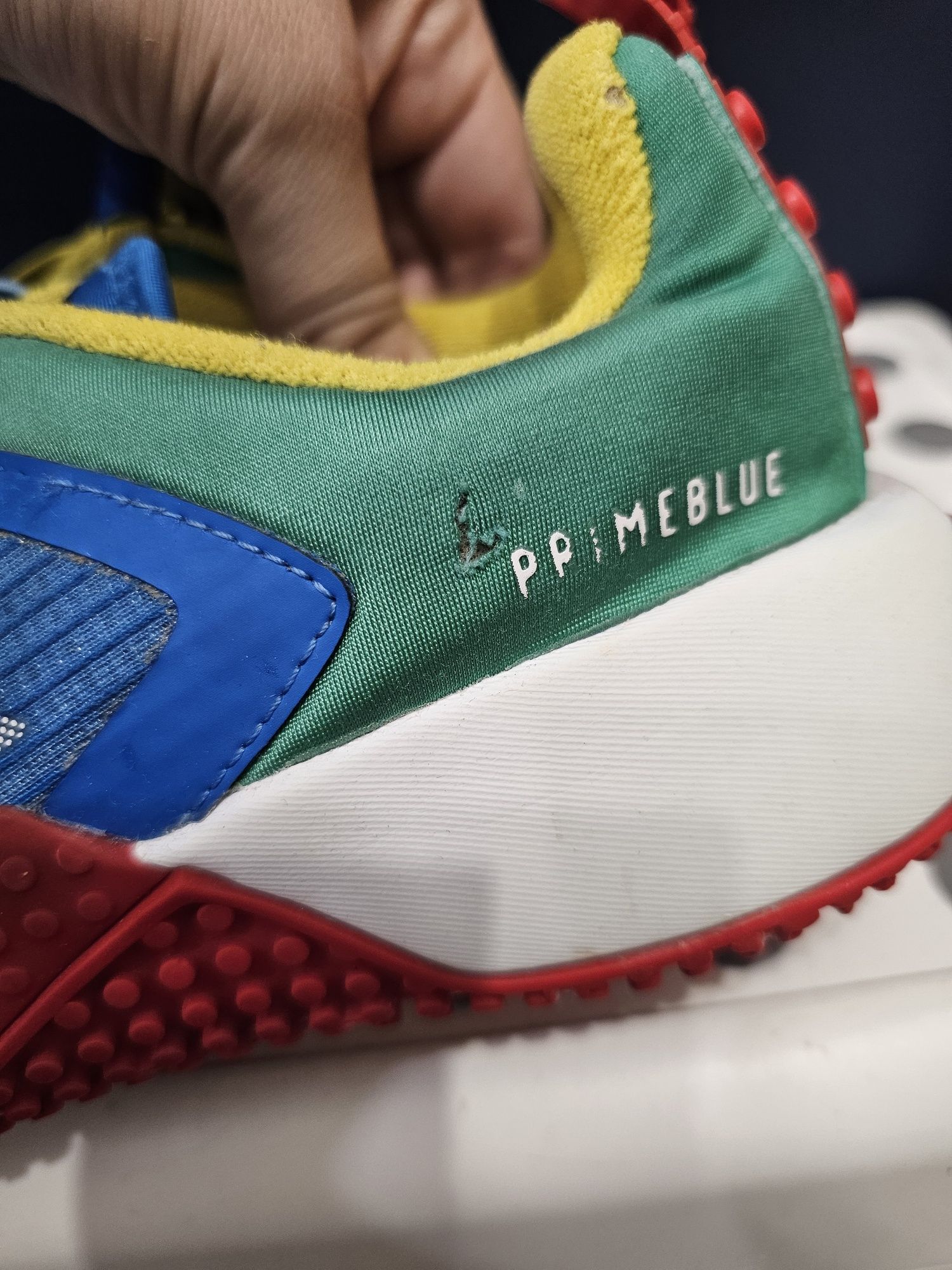 Lego-adidas маратонки