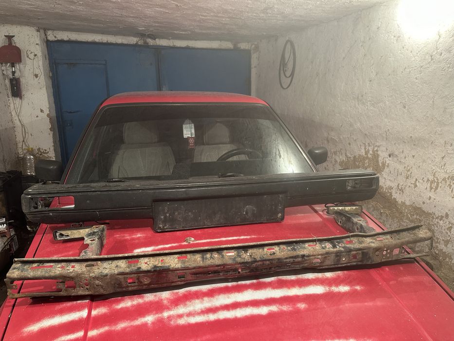 Передний бампер гольф 2. Узкий. Срочно продается.