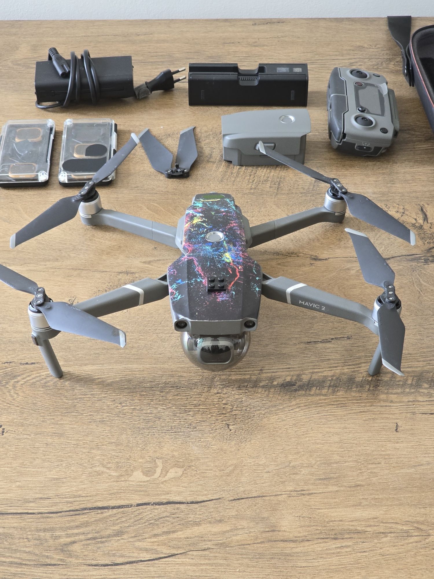 Vand drona DJI Mavic 2 Pro cu 2 baterii!