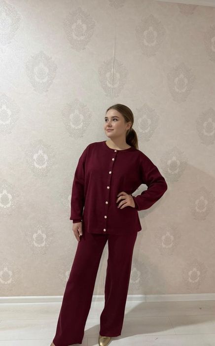 Продам женскую одежду