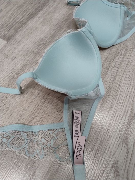Sutien VICTORIA'S SECRET masura 32C