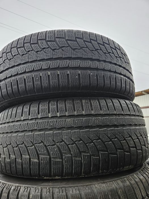 Vând anvelope iarna 225/55/17 225/55r17 NOKIAN