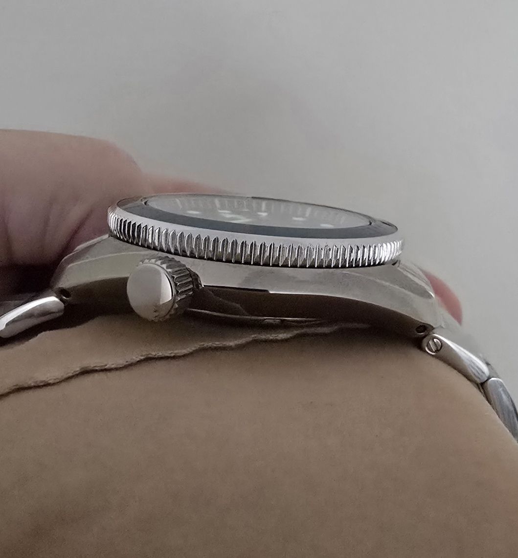 Часовник сейко baby mm200