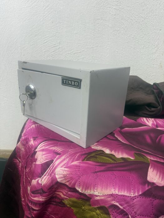 Продам мебельный сейф. Актобе самовывоз