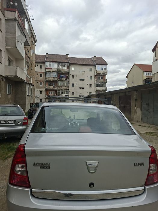 Vând Dacia Logan 2009 1.4 benzina,139000 km