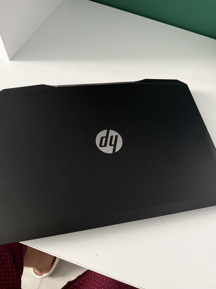 HP Pavilion 15 - стильный и мощный ноутбук