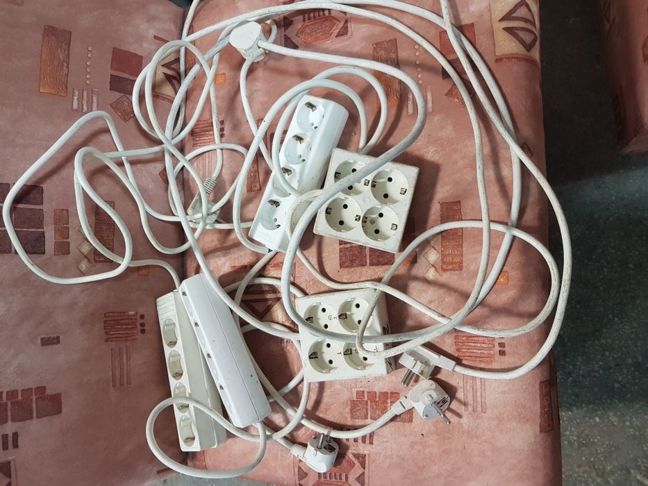 Разклонители и удължители