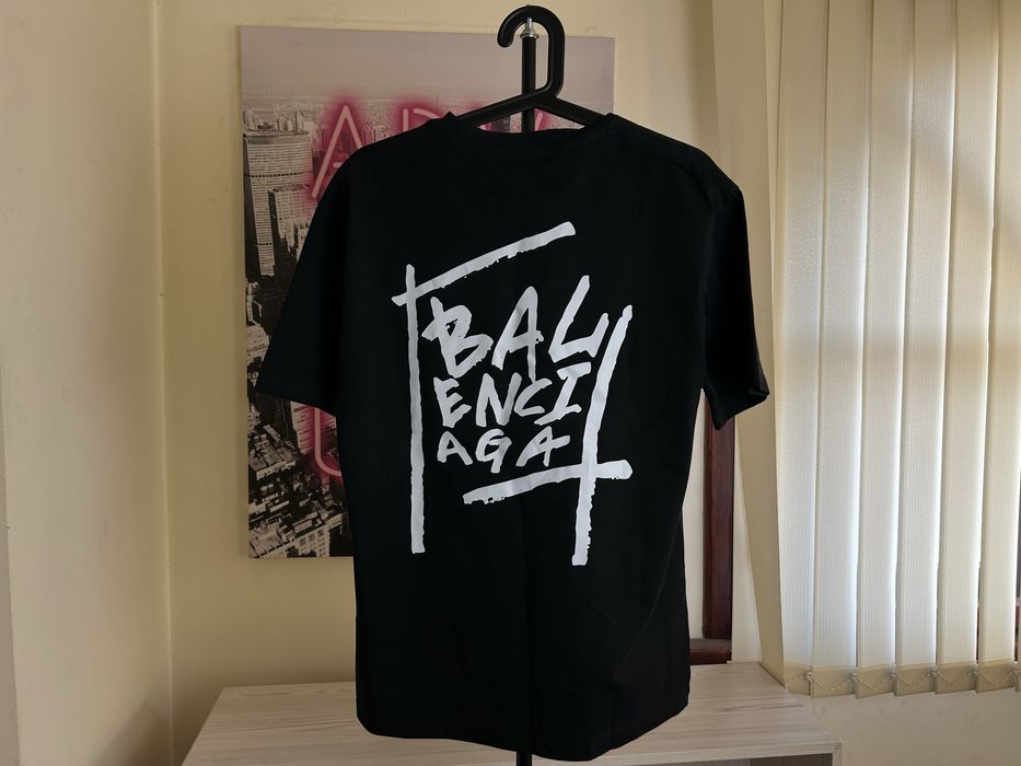 Balenciaga Тениска