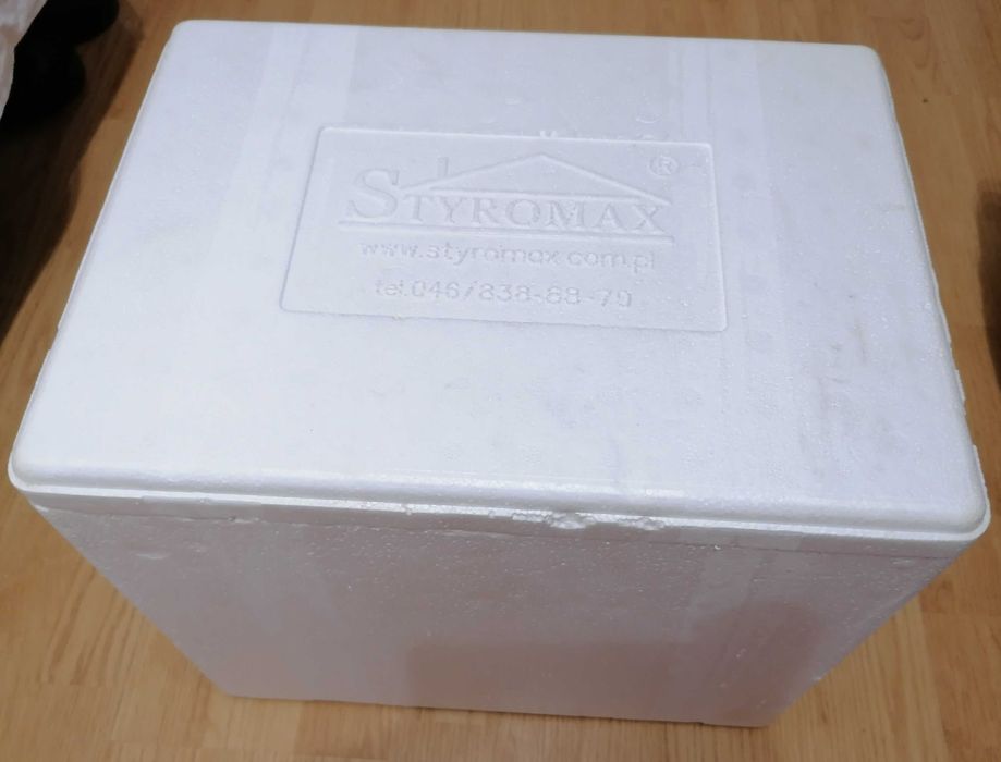 Cutie termoizolanta din polistiren