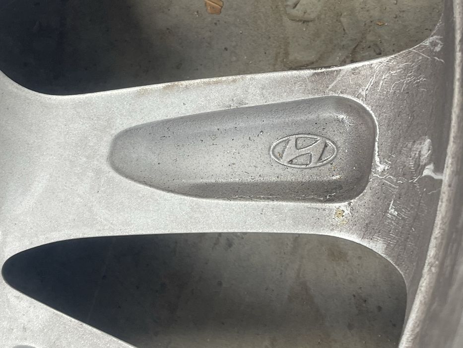 Лети джанти 17 цола Хюндай Туксон Санта Фе 5 броя