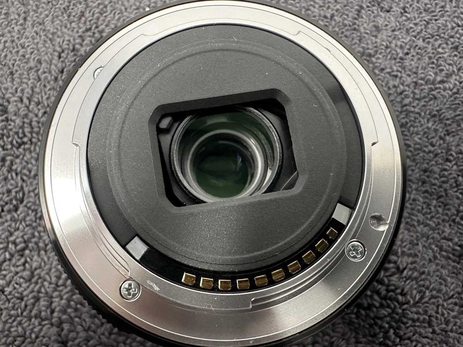 Обектив Sony SELP1650 E PZ 16-50mm f/3.5-5.6 OSS