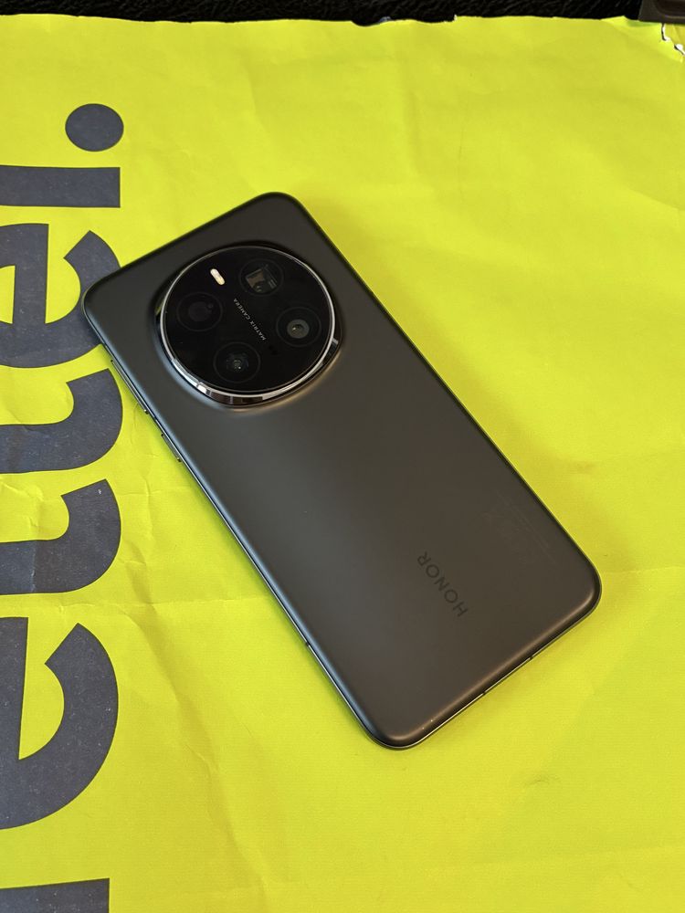 КАТО НОВ 512GB Honor Magic 7 Pro Yettel Гаранция 2028г. Black / Черен
