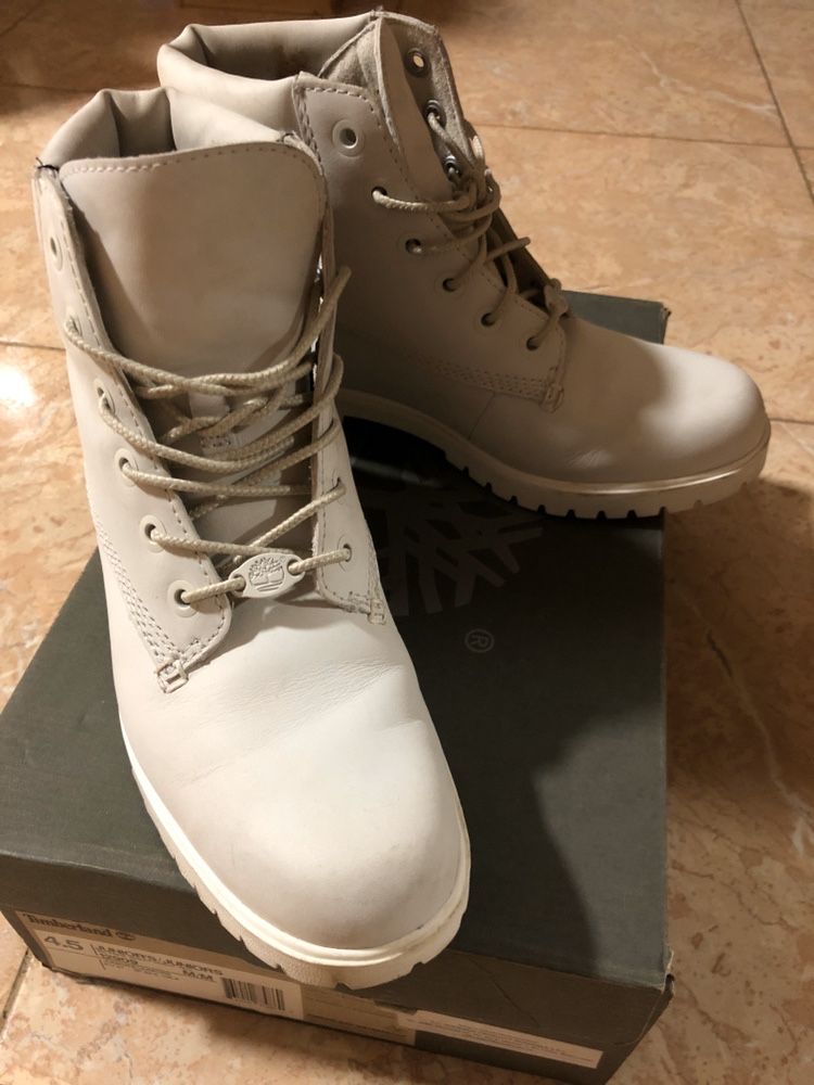 Bocanci Timberland noi