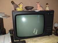 Televizor vechi alb negru